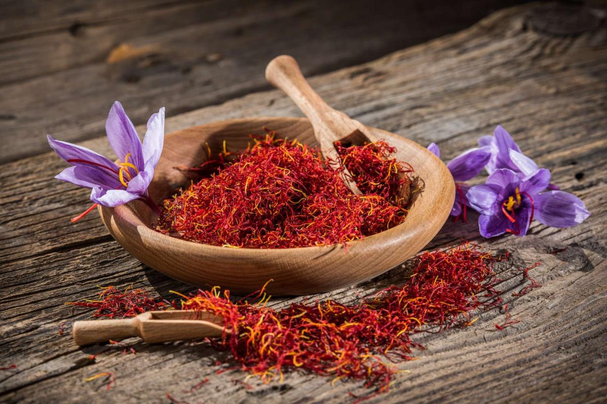 Bật mí bí quyết giúp sáng da, tinh thần khoan khoái, giảm cân nhờ saffron