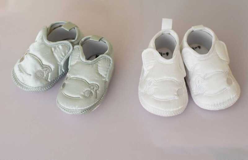 Góc tư vấn, các mẹ nên mua giày tập đi loại nào cho bé là tốt nhất và an toàn cho bé ?