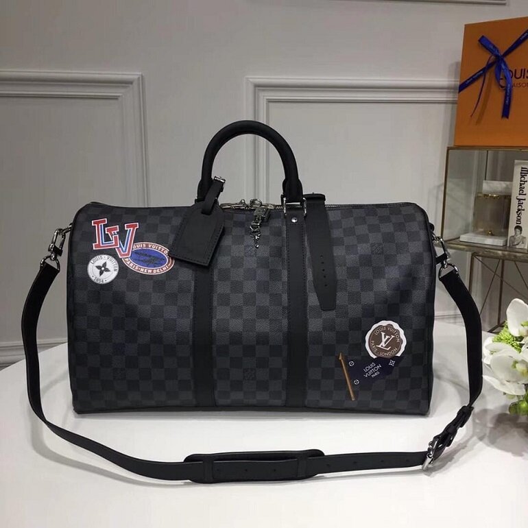 Túi xách nam Louis Vuitton chính hãng những ưu điểm vượt trội