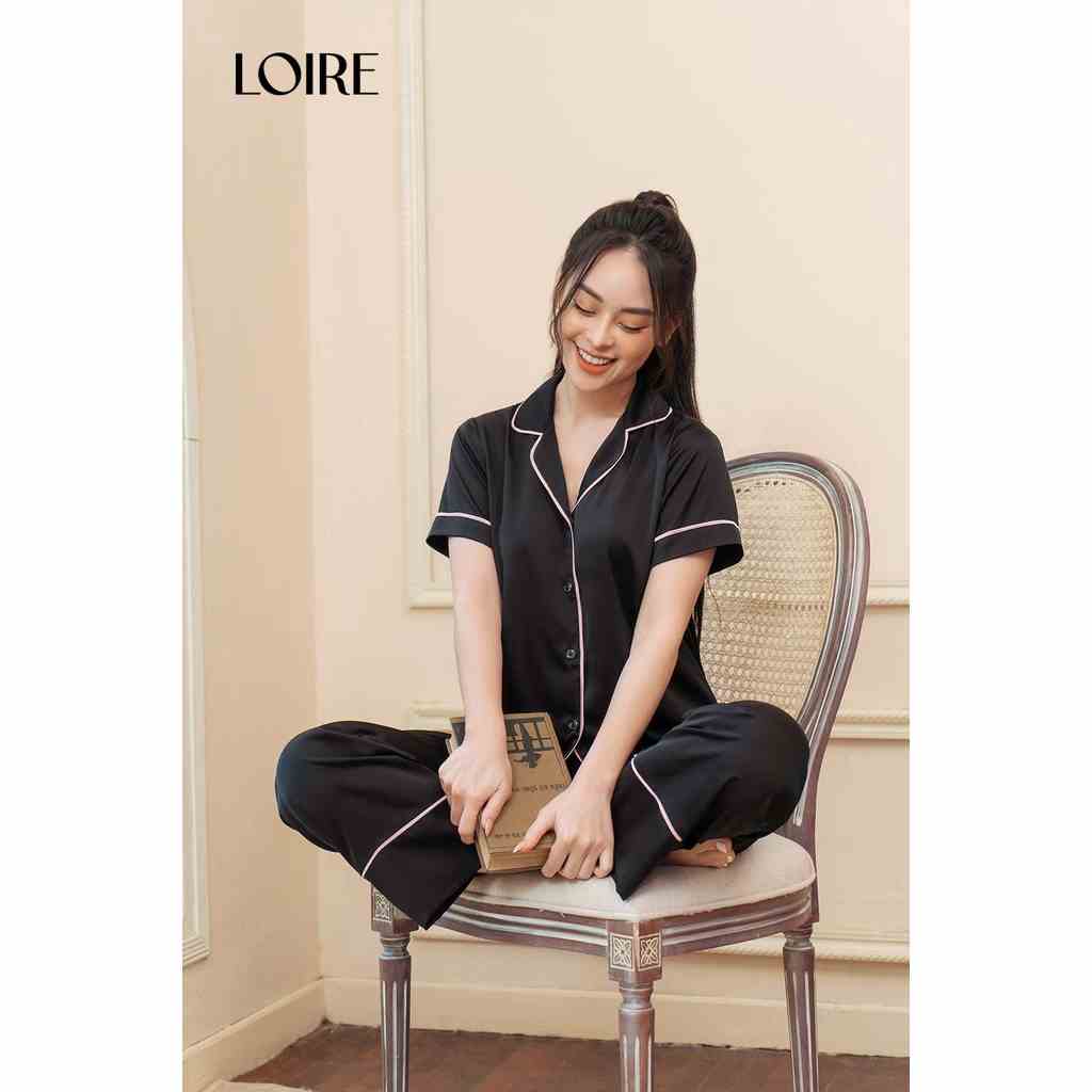 Bộ Đồ Ngủ Lụa Trơn Loirechic LPN07 (Áo cộc & Quần dài)