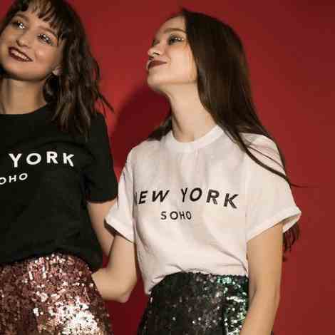 COCO SIN - Áo Lụa In Logo Trắng New York Soho Cổ Tròn