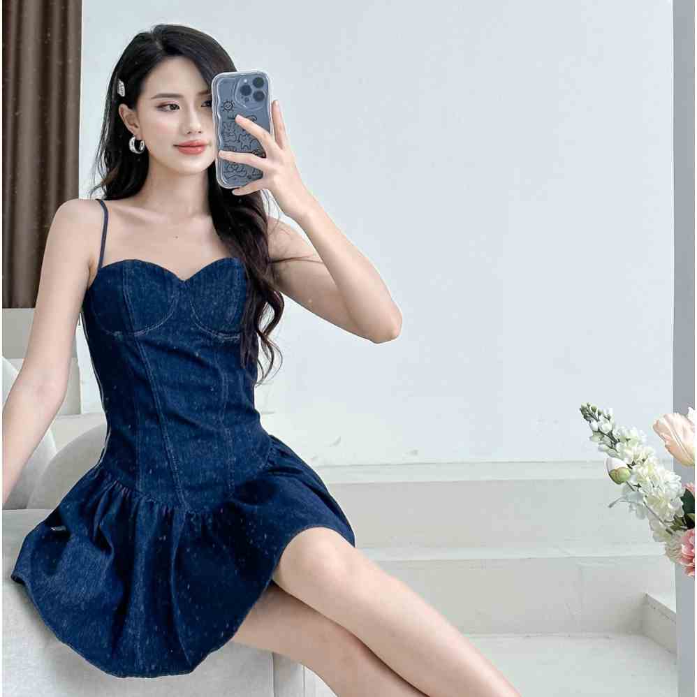 Váy jeans LYRA 2 dây cup ngực dáng xòe xinh xắn phong cách trẻ trung, năng động - CSYVD0079