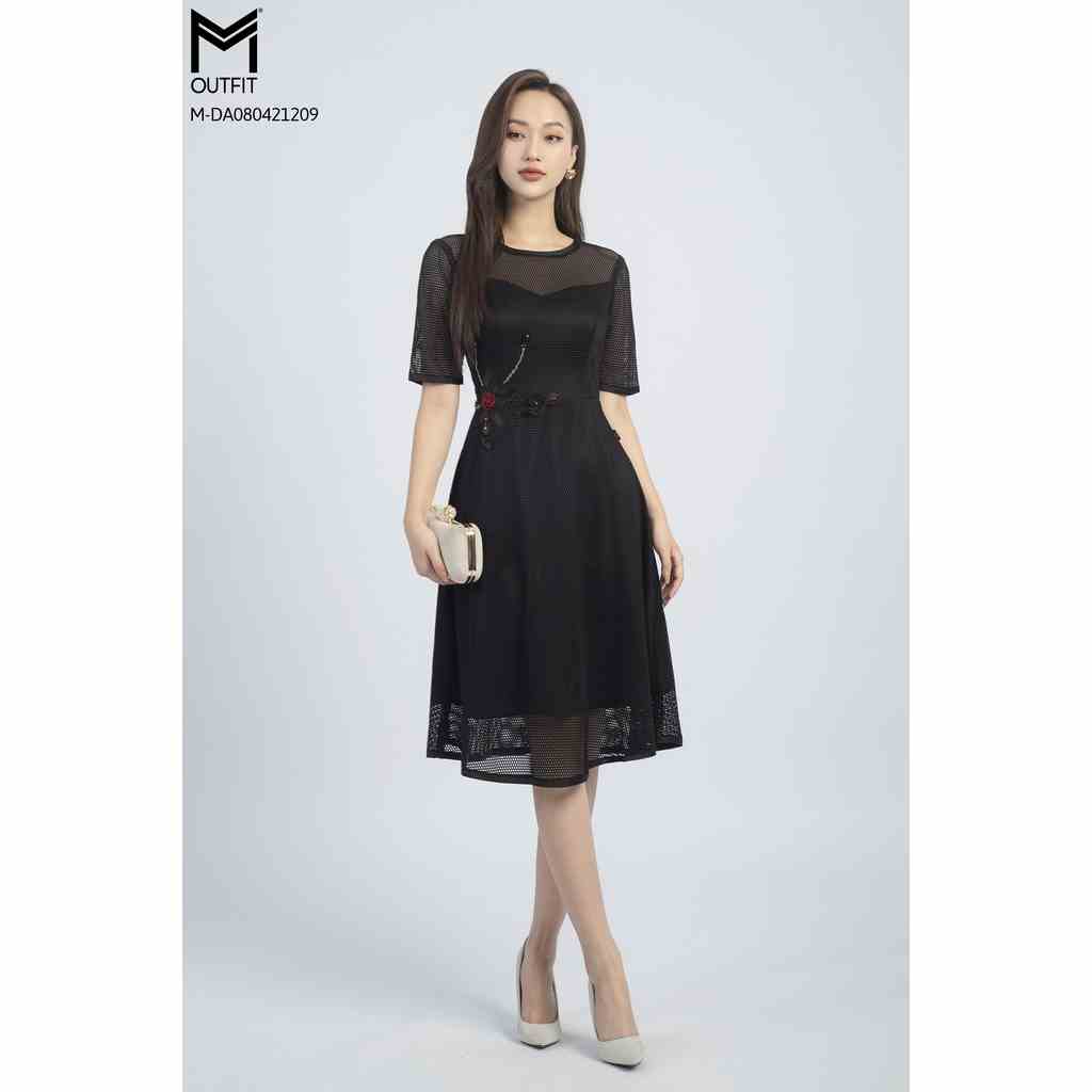 [Mã BMLTB35 giảm đến 35K đơn 99K] Đầm ren lưới cổ tròn, tay ngắn, MMOutfit M-DA080421209