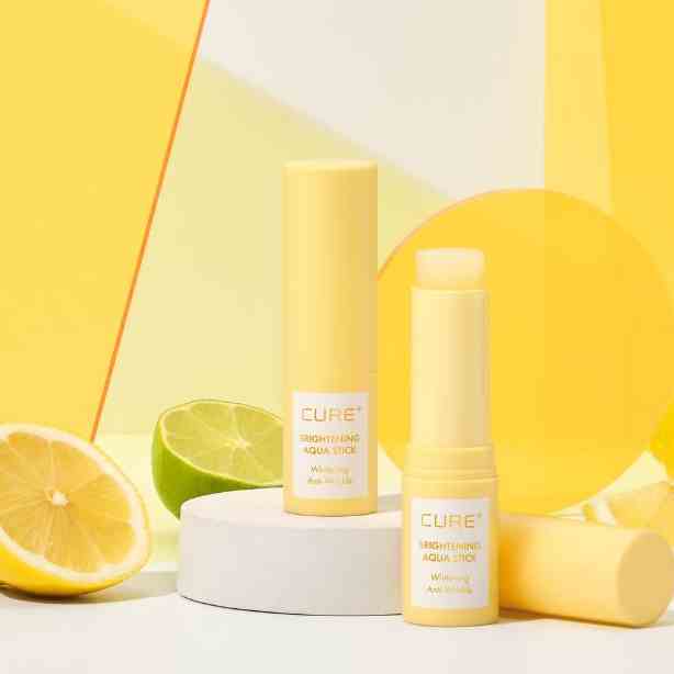 [Mã BMLTB35 giảm đến 35K đơn 99K] Son Dưỡng Trắng Da Cấp Ẩm Tinh Chất Lô Hội CURE Brightening Aqua Stick 11g