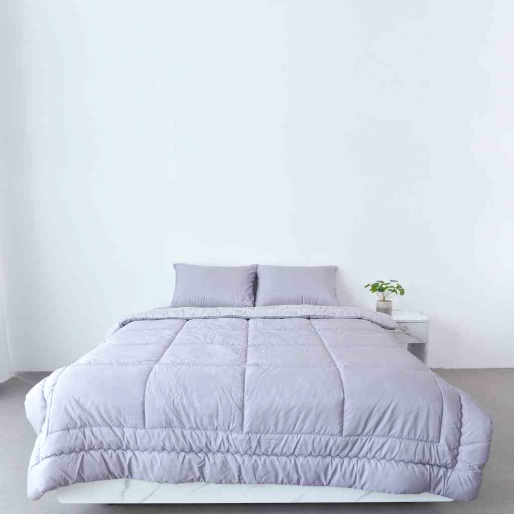 [Mã BMLTB200 giảm đến 100K đơn 499K] Chăn Chần Bông ARIZE On Cloud Clara Purple Gray Vải Ultra Microfiber Chống Bụi