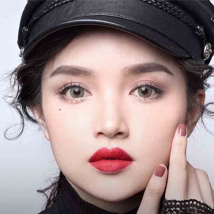 [Mã BMLTB35 giảm đến 35K đơn 99K] Kính áp tròng DOLL EYES NO.5 Grey14,2mm