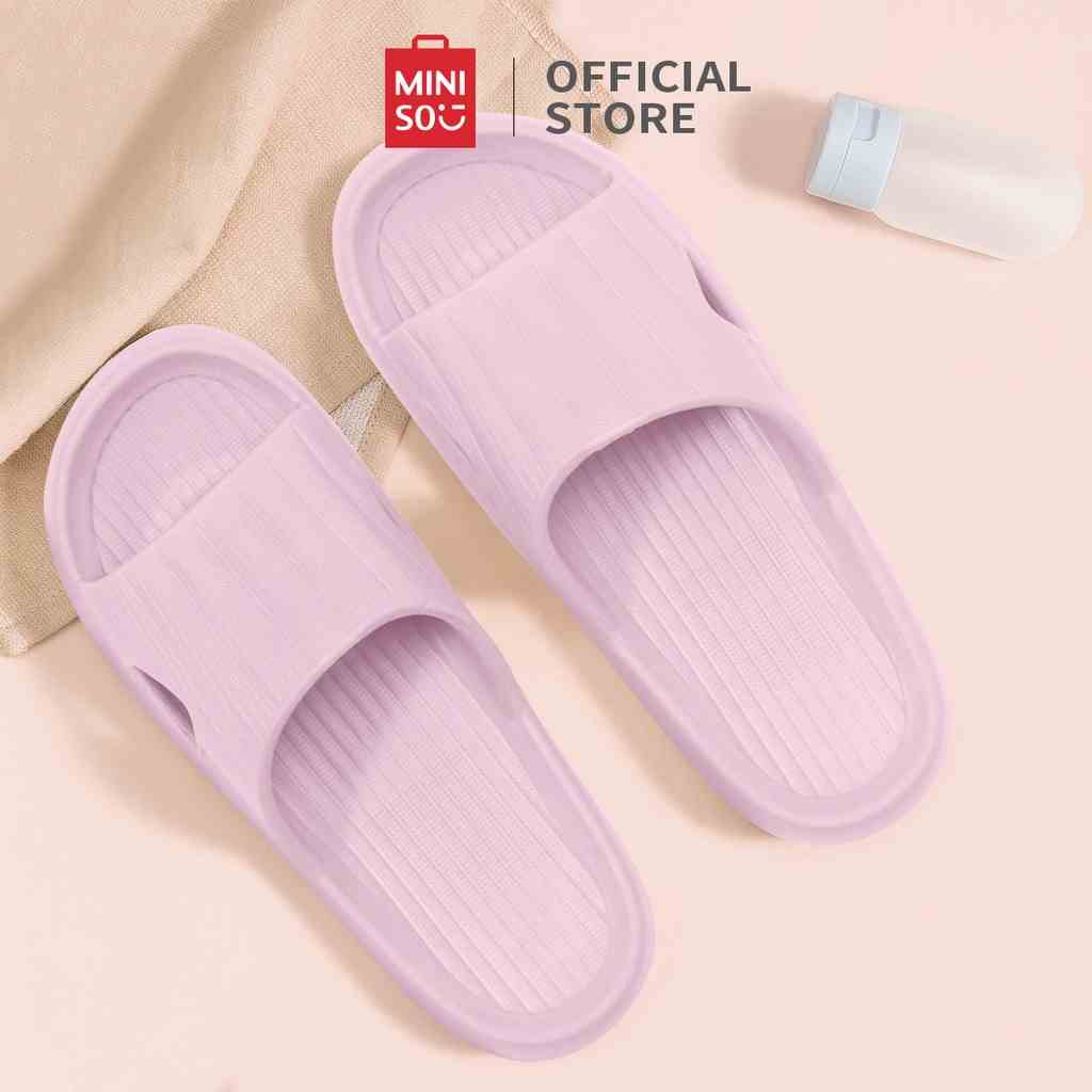 MINISO dép nữ nam dép đi trong nhà dép nhựa nhẹ nhàng êm ái nhiều sắc màu