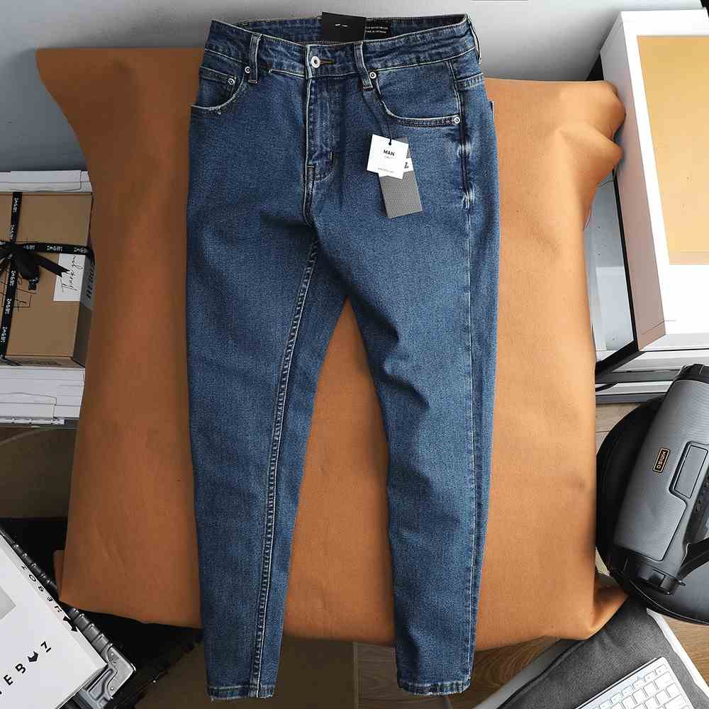 [Mã BMLTB200 giảm đến 100K đơn 499K] Quần jean nam chất vải denim cao cấp màu xanh vừa, form basic J025 Heboz - 00001332