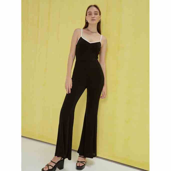 COCO SIN - Jumpsuit Đen 2 Dây Phối Trắng