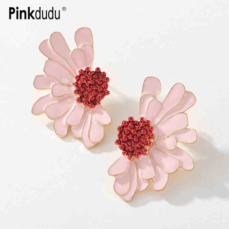 Khuyên tai Pinkdudu PD876 kiểu hoa cúc nhỏ xinh bằng hợp kim thời trang cho nữ