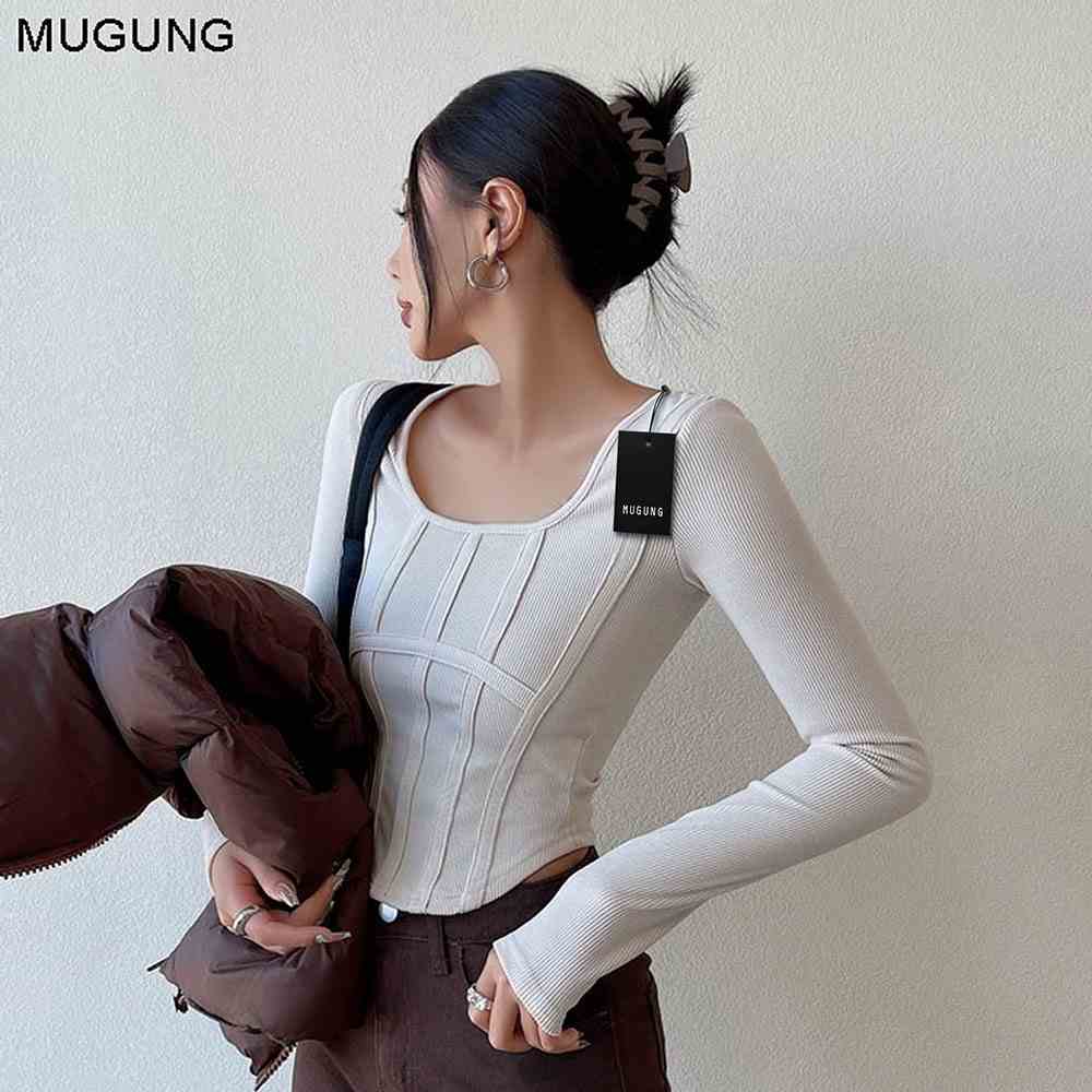 Áo croptop tay dài cổ vuông Mugung Áo croptop kiểu vạt bầu có sọc nẹp chất thun gân A77