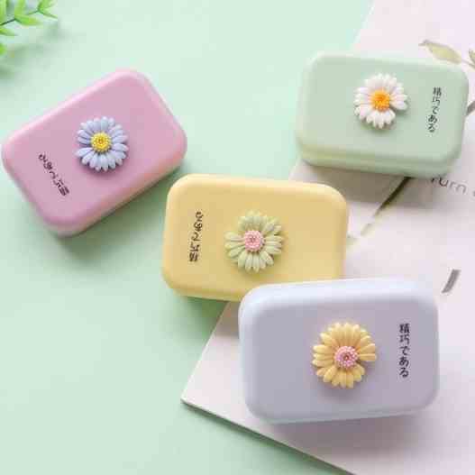 [𝗚𝘂̛𝗼̛𝗻𝗴 𝗦𝗼𝗶] Khay Đựng Lens Hoa Cúc ANN365 Có Gương Soi 4 Màu Daisy Lens Case