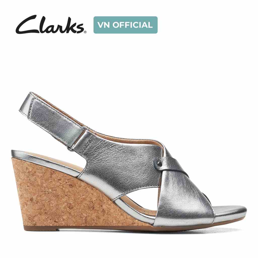 [Mã BMLTA35 giảm đến 35K đơn 99K] Giày Xăng Đan Đế Bằng Nữ CLARKS Margee Eve Màu Metallic