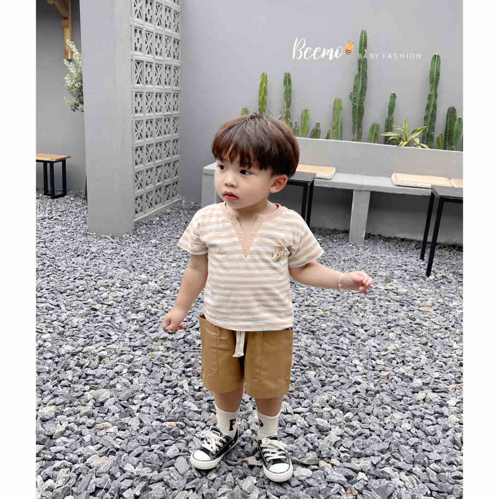 Set bộ quần áo bé trai Beemo cộc tay kẻ ngang phối cổ chữ V chất liệu cotton mặc đi học, đi chơi từ 1 - 7 tuổi 22361B