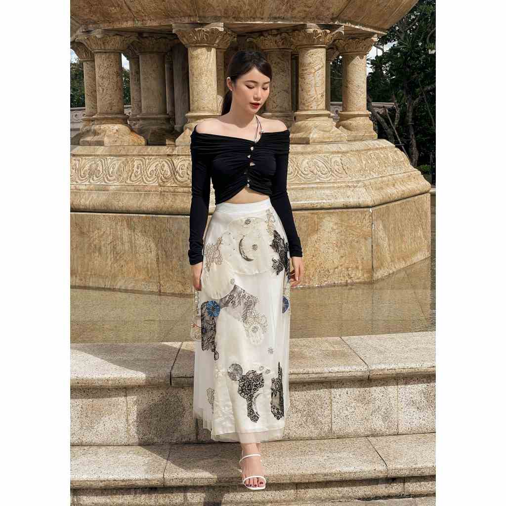 MAVEN - Chân váy lưới trắng đính kết thêu hoạ tiết Claire White skirt