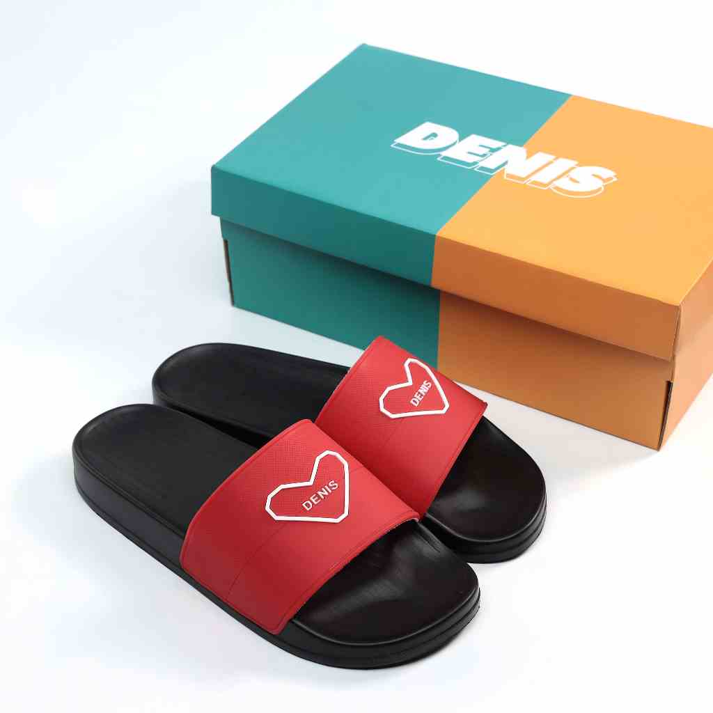 Dép quai ngang nam nữ Denis TY03 Unisex Slipper Màu đỏ đế đen Trái tim Ngoài trời