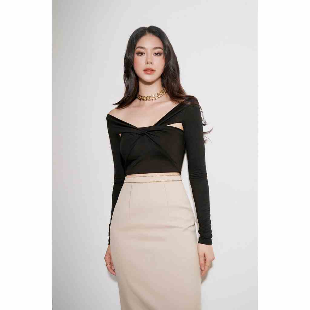 MAVEN - Áo thun đen tay dài cut out Elio Top