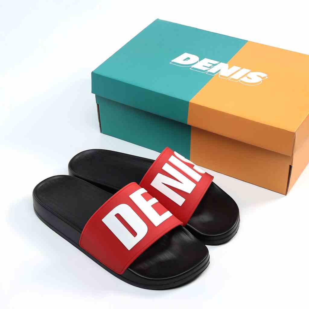 Dép quai ngang Denis CT01 Unisex Slipper Quai Đỏ đế đen chữ to màu trắng Basic