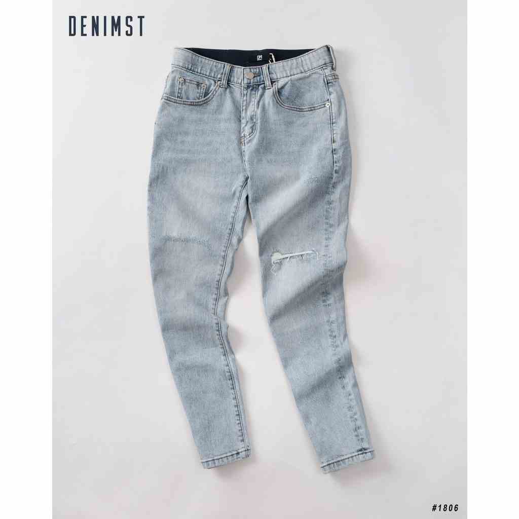 Quần jean nam DENIMST 1806, màu xanh bạc rách, form carrot fit ôm vừa vặn chân