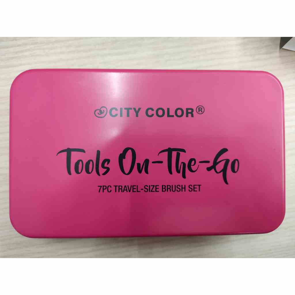 Bộ cọ CITY COLOR 7 cây tools on-the-go 300g