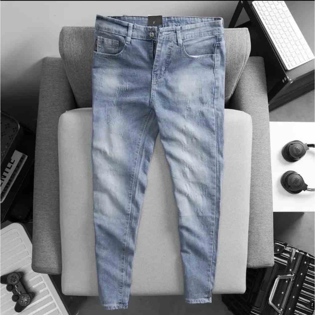 Quần Jeans Dài Nam Lb Màu Xanh Rách Đắp Gối Màu Xanh Jean Phom Body Dnbb5158