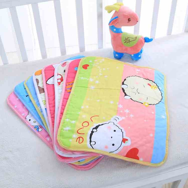 Tấm lót chống thấm BABYUP đa năng, thoáng khí, an toàn cho bé. Size 30 x 40 cm.