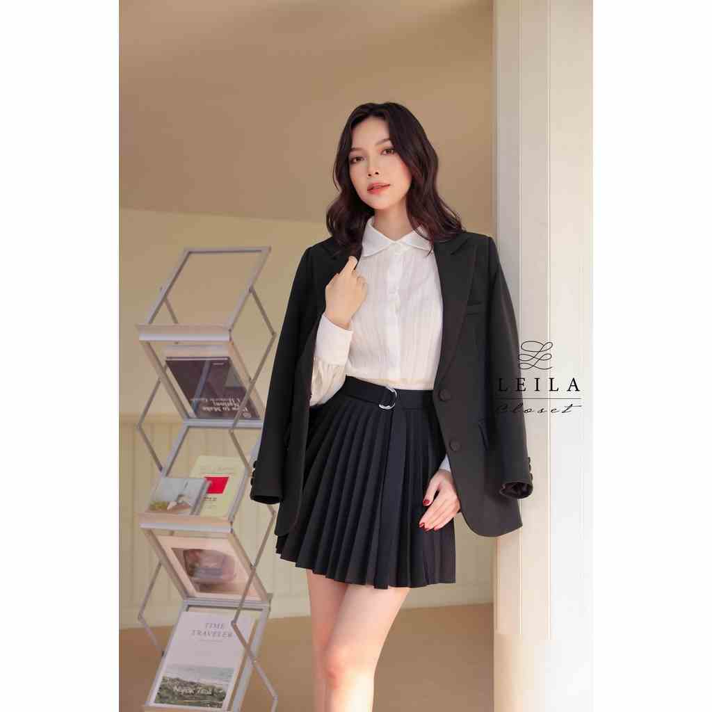 Chân váy dập ly Leila Closet.